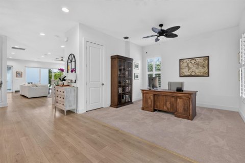 Casa en venta en Palm Beach Gardens, Florida, 4 dormitorios, 354.52 m2 № 2427764 - foto 3
