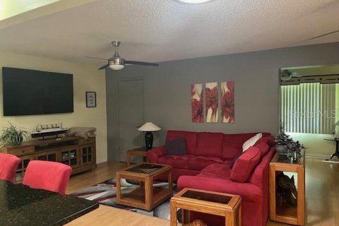 Villa ou maison à louer à Ocala, Floride: 2 chambres, 162.39 m2 № 2425984 - photo 7