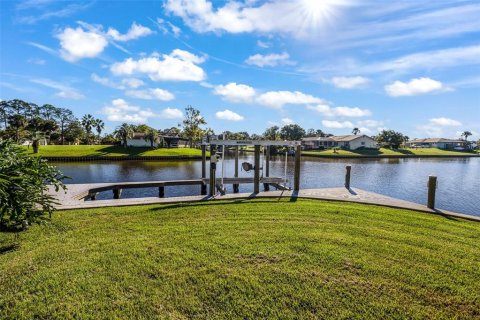Villa ou maison à vendre à Palm Coast, Floride: 3 chambres, 296.17 m2 № 2416584 - photo 22