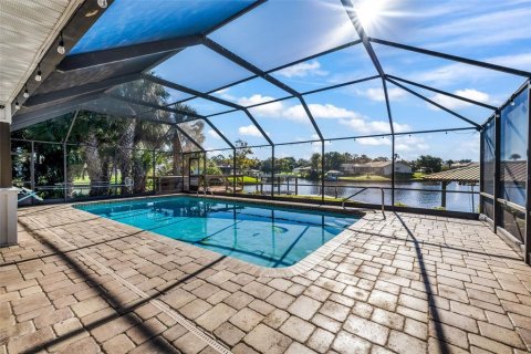 Villa ou maison à vendre à Palm Coast, Floride: 3 chambres, 296.17 m2 № 2416584 - photo 16
