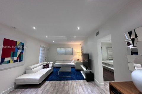 Condominio en venta en Miami Beach, Florida, 2 dormitorios, 95.6 m2 № 1994415 - foto 5