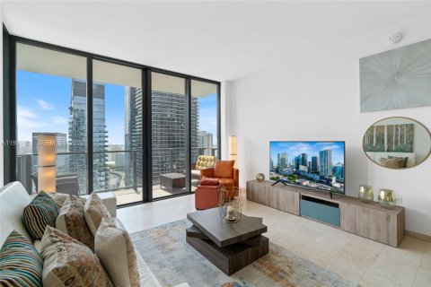 Condo in Miami, Florida, 2 bedrooms  № 1997084 - photo 5