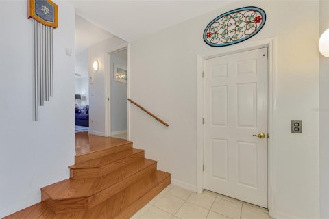 Condo in Port Charlotte, Florida, 4 bedrooms  № 2118501 - photo 6
