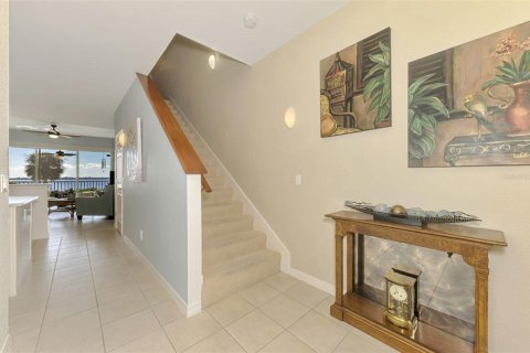 Condo in Port Charlotte, Florida, 4 bedrooms  № 2118501 - photo 7
