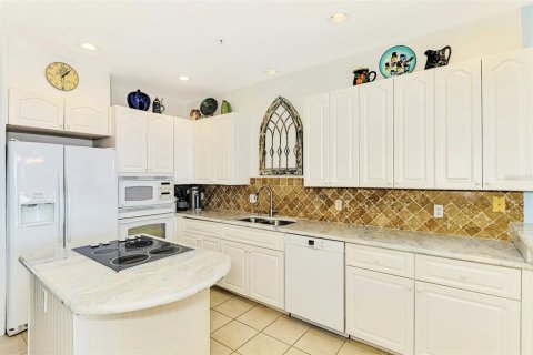 Condo in Port Charlotte, Florida, 4 bedrooms  № 2118501 - photo 10