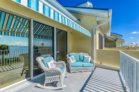 Condo in Port Charlotte, Florida, 4 bedrooms  № 2118501 - photo 22