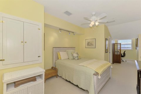 Condo in Port Charlotte, Florida, 4 bedrooms  № 2118501 - photo 29