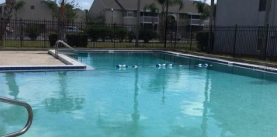Condominio en Orlando, Florida, 2 dormitorios  № 1770043