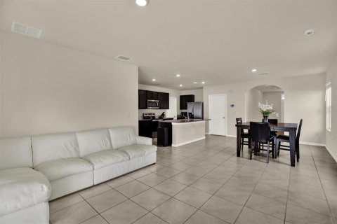 Villa ou maison à vendre à Wesley Chapel, Floride: 5 chambres, 227.89 m2 № 2318631 - photo 11
