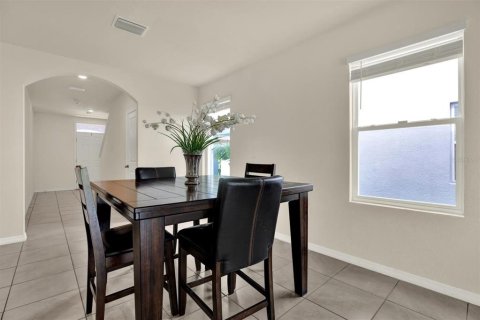 Villa ou maison à vendre à Wesley Chapel, Floride: 5 chambres, 227.89 m2 № 2318631 - photo 10