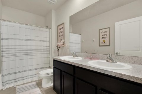 Villa ou maison à vendre à Wesley Chapel, Floride: 5 chambres, 227.89 m2 № 2318631 - photo 24