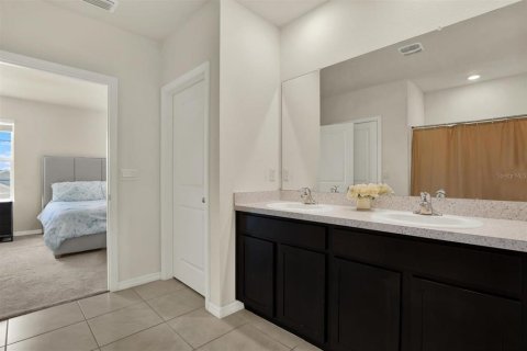 Villa ou maison à vendre à Wesley Chapel, Floride: 5 chambres, 227.89 m2 № 2318631 - photo 21