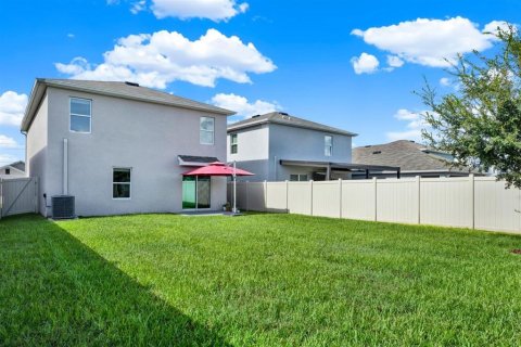 Villa ou maison à vendre à Wesley Chapel, Floride: 5 chambres, 227.89 m2 № 2318631 - photo 3