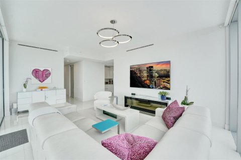 Condo in Fort Lauderdale, Florida, 3 bedrooms  № 2370097 - photo 24