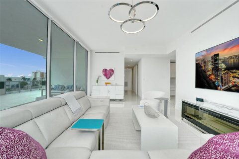 Condo in Fort Lauderdale, Florida, 3 bedrooms  № 2370097 - photo 25