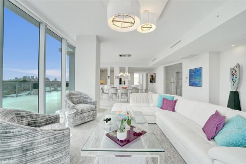 Condo in Fort Lauderdale, Florida, 3 bedrooms  № 2370097 - photo 10