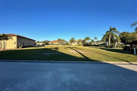 Land in Polk City, Florida № 935424 - photo 2