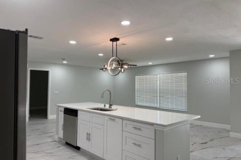 Casa en venta en Orlando, Florida, 3 dormitorios, 138.05 m2 № 1910159 - foto 9