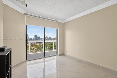 Copropriété à louer à Aventura, Floride: 2 chambres, 124.49 m2 № 1956767 - photo 24