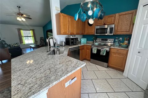 Casa en venta en North Port, Florida, 3 dormitorios, 121.7 m2 № 2386664 - foto 2