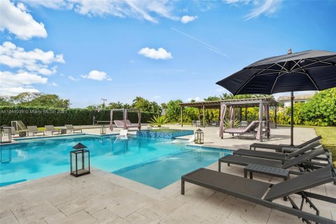 Купить виллу или дом в Майами, Флорида 7 спален, 416.39м2, № 1940236 - фото 6