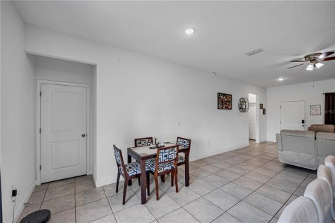 House in Ocala, Florida 4 bedrooms, 146.79 sq.m. № 2166171 - photo 16
