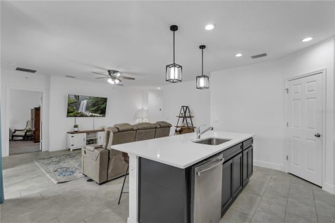House in Groveland, Florida 3 bedrooms, 151.62 sq.m. № 1797164 - photo 7