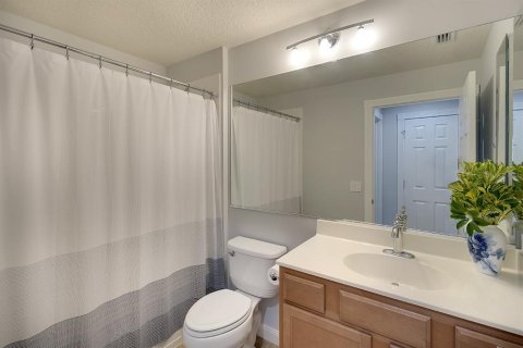 House in Sarasota, Florida 3 bedrooms, 143.91 sq.m. № 1566329 - photo 14