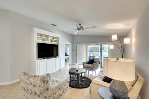 House in Sarasota, Florida 3 bedrooms, 143.91 sq.m. № 1566329 - photo 10