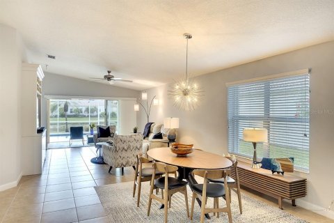 House in Sarasota, Florida 3 bedrooms, 143.91 sq.m. № 1566329 - photo 6