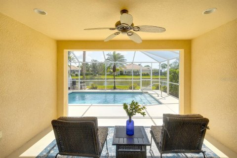 House in Sarasota, Florida 3 bedrooms, 143.91 sq.m. № 1566329 - photo 20