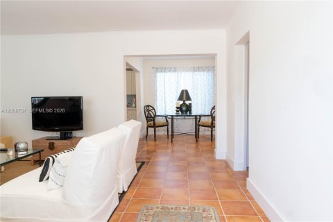 Immobilier commercial à vendre à Miami Beach, Floride: 335.93 m2 № 2170940 - photo 17