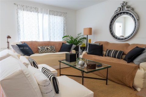 Immobilier commercial à vendre à Miami Beach, Floride: 335.93 m2 № 2170940 - photo 23