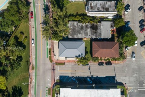 Immobilier commercial à vendre à Miami Beach, Floride: 335.93 m2 № 2170940 - photo 13