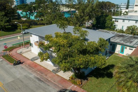Immobilier commercial à vendre à Miami Beach, Floride: 335.93 m2 № 2170940 - photo 10