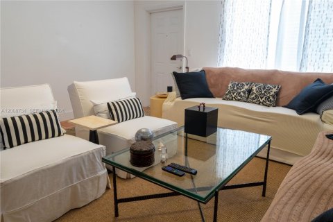 Immobilier commercial à vendre à Miami Beach, Floride: 335.93 m2 № 2170940 - photo 20