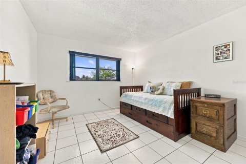 Condo in Bradenton, Florida, 2 bedrooms № 2421710 - photo 29