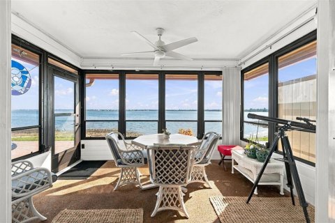 Condo in Bradenton, Florida, 2 bedrooms № 2421710 - photo 16