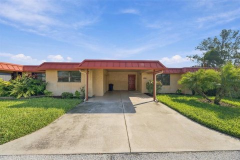 Condo in Bradenton, Florida, 2 bedrooms № 2421710 - photo 5