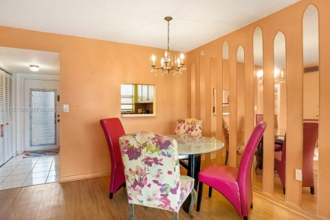 Copropriété à vendre à Sunrise, Floride: 1 chambre, 59.46 m2 № 2009427 - photo 8