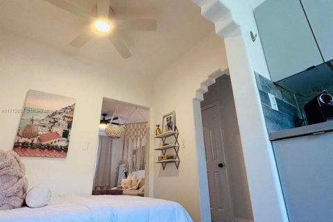 Condominio en alquiler en Miami Beach, Florida, 37.16 m2 № 1705483 - foto 9