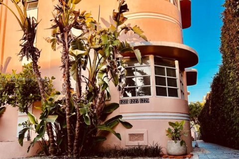 Condominio en alquiler en Miami Beach, Florida, 37.16 m2 № 1705483 - foto 13