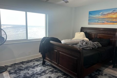 Condo in Saint Petersburg, Florida, 1 bedroom  № 1856506 - photo 28