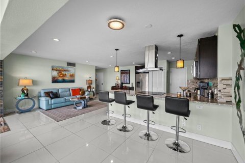 Condo in Saint Petersburg, Florida, 1 bedroom  № 1856506 - photo 20