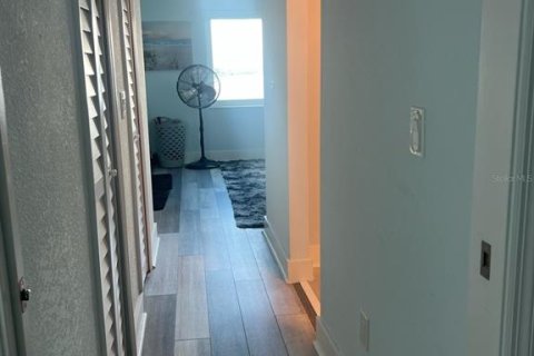 Condo in Saint Petersburg, Florida, 1 bedroom  № 1856506 - photo 26