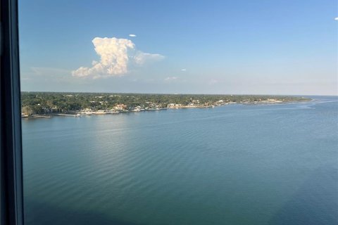 Condo in Saint Petersburg, Florida, 1 bedroom  № 1856506 - photo 8