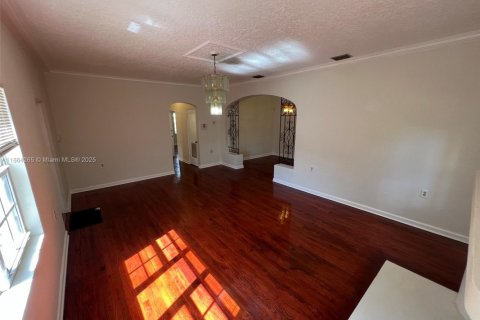 Villa ou maison à louer à Miami, Floride: 3 chambres, 167.22 m2 № 1891315 - photo 18