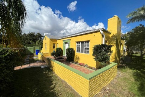 Villa ou maison à louer à Miami, Floride: 3 chambres, 167.22 m2 № 1891315 - photo 20