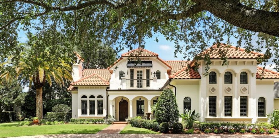 Casa en Winter Park, Florida 5 dormitorios, 417.04 m2 № 1885228