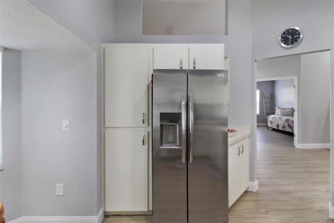 House in Venice, Florida 2 bedrooms, 169.83 sq.m. № 1647791 - photo 13